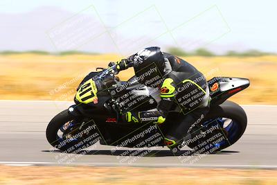 media/Apr-30-2023-CRA (Sun) [[020fcf5d43]]/Race 3-1000 Amateur Supersport/